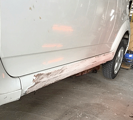 後悔しないサイドステップの凹み板金塗装の修理方法 もと車屋さんがこっそりつぶやくブログ失敗しない車の修理方法